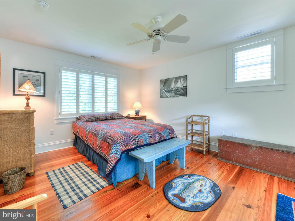 NORTH SHORES - Residential