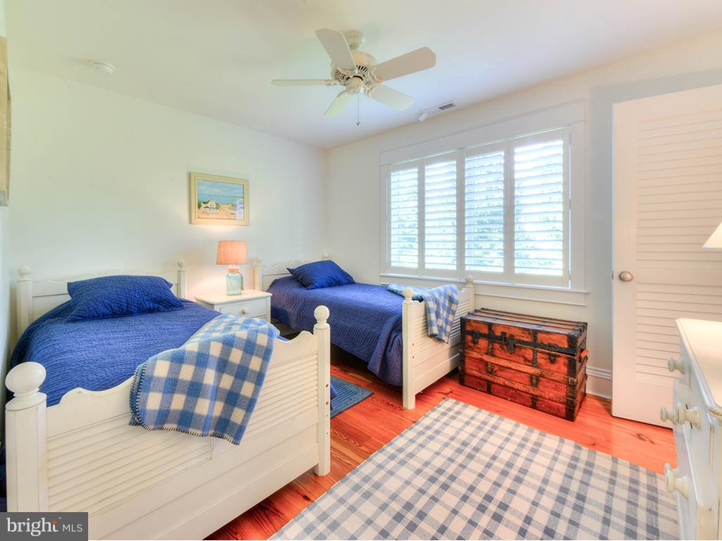 NORTH SHORES - Residential