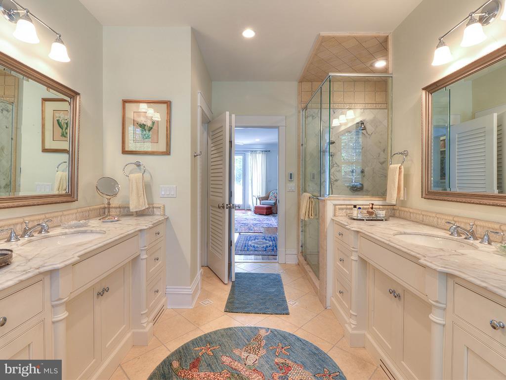 NORTH SHORES - Residential