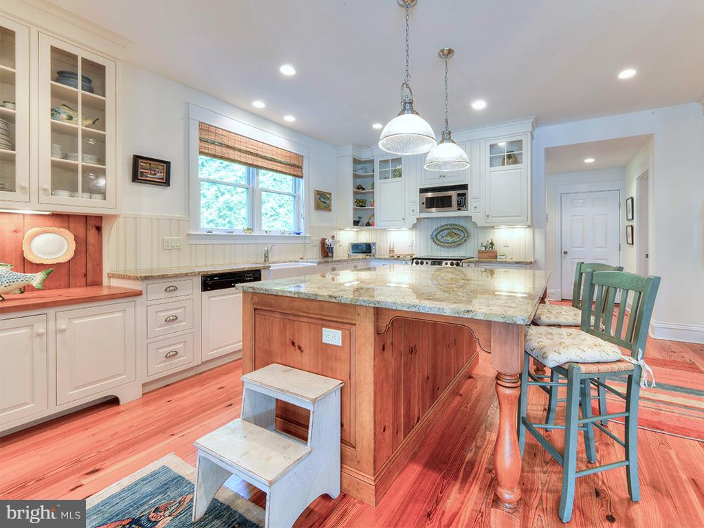 NORTH SHORES - Residential