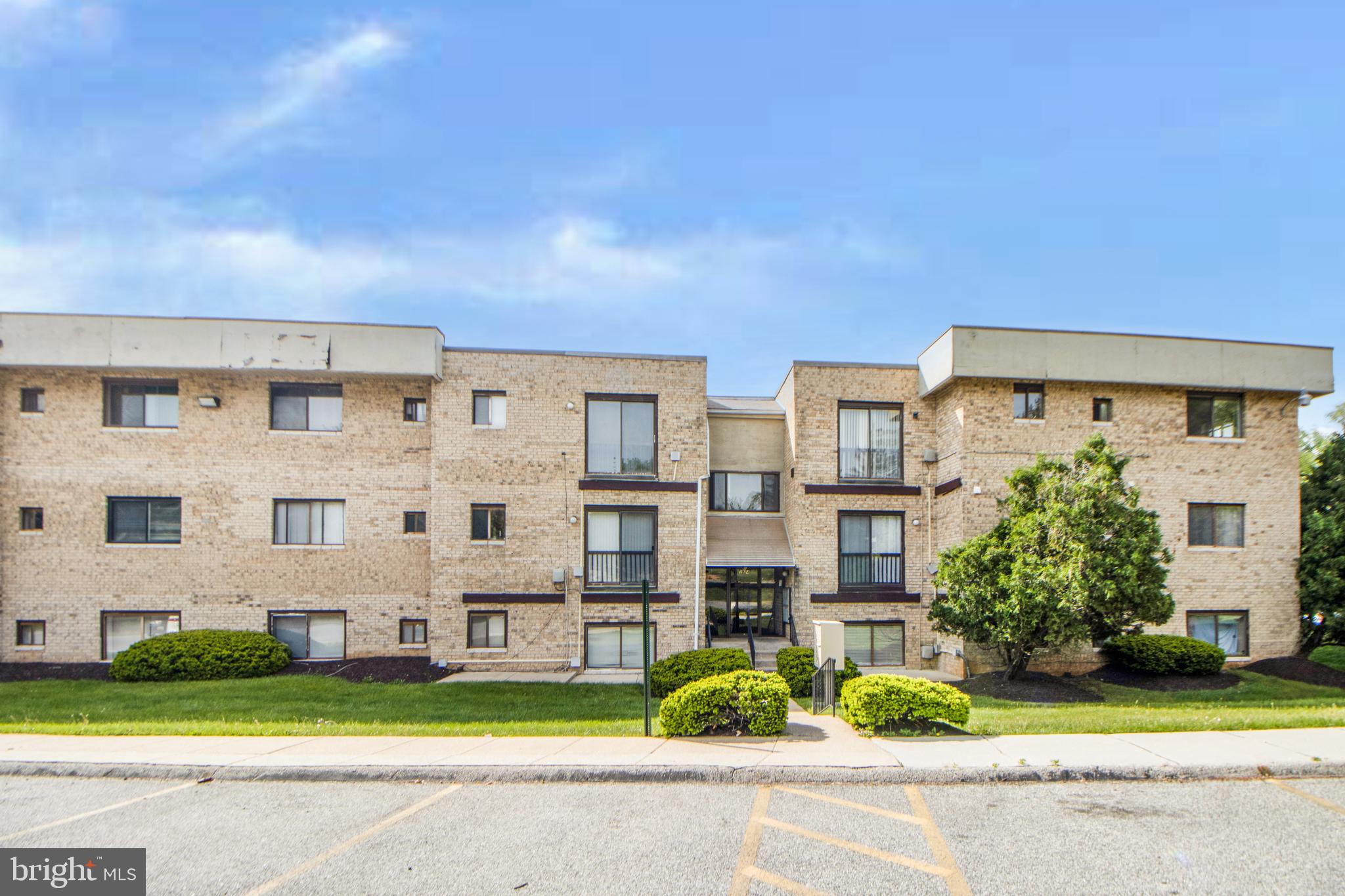 PIKESVILLE - Residential