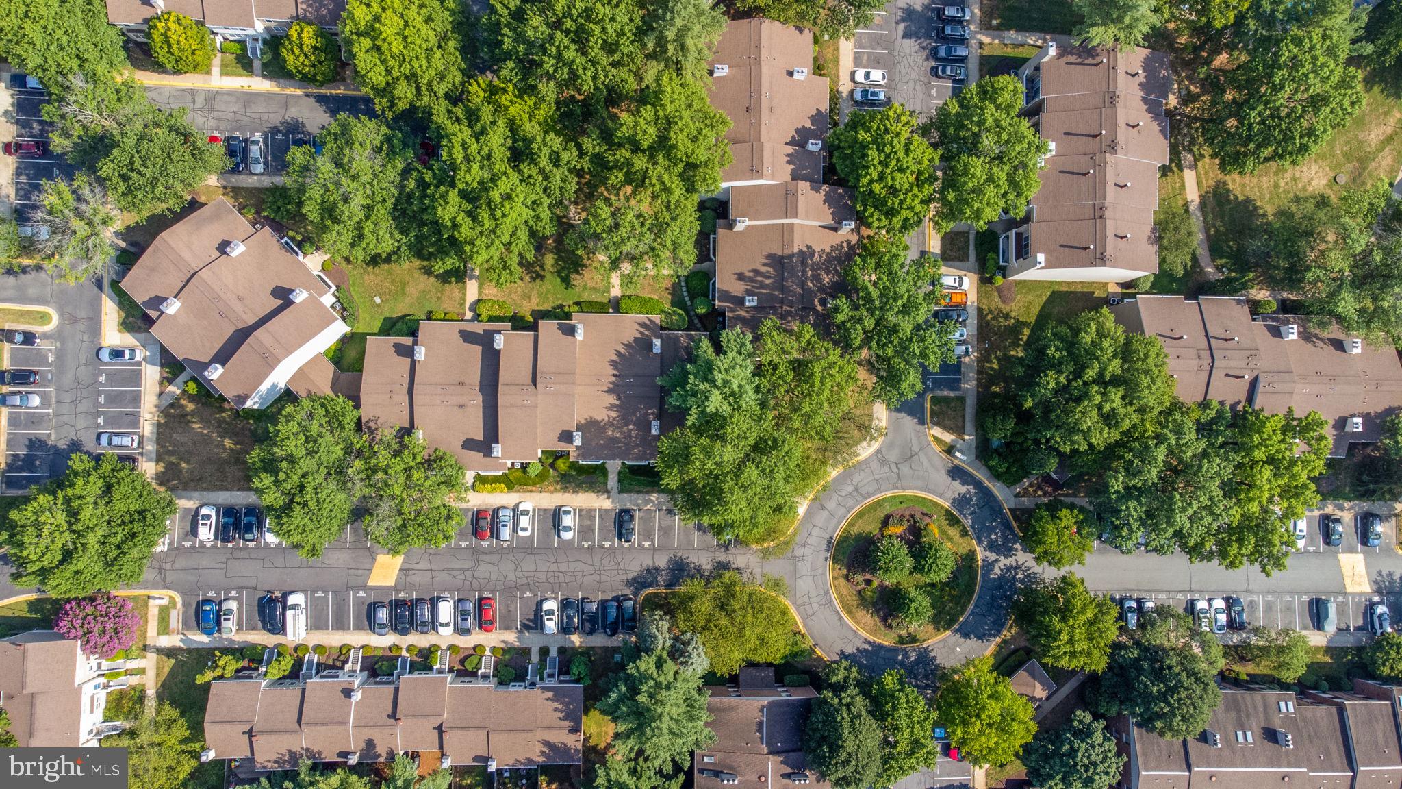 FARMINGDALE - Residential