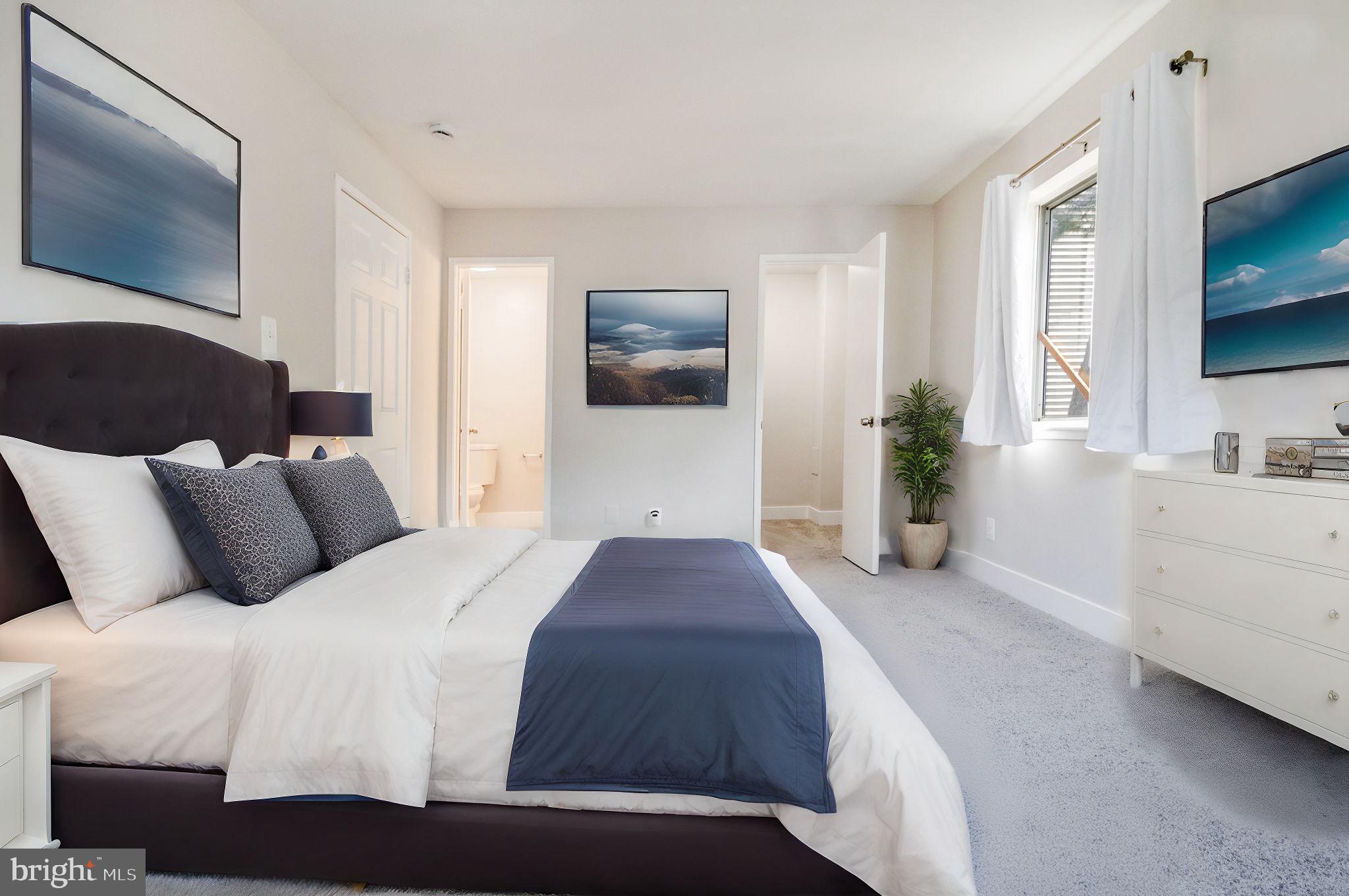 FARMINGDALE - Residential