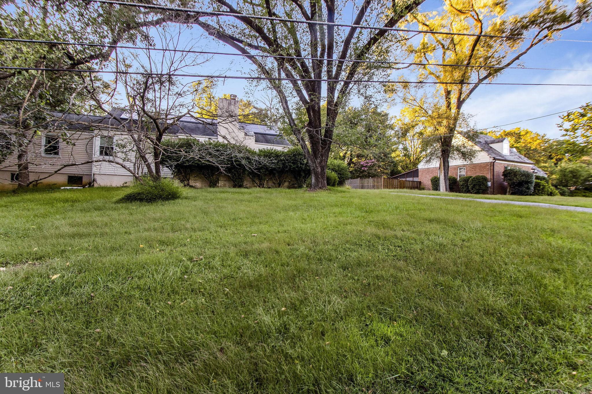 MEADOWOOD - Residential