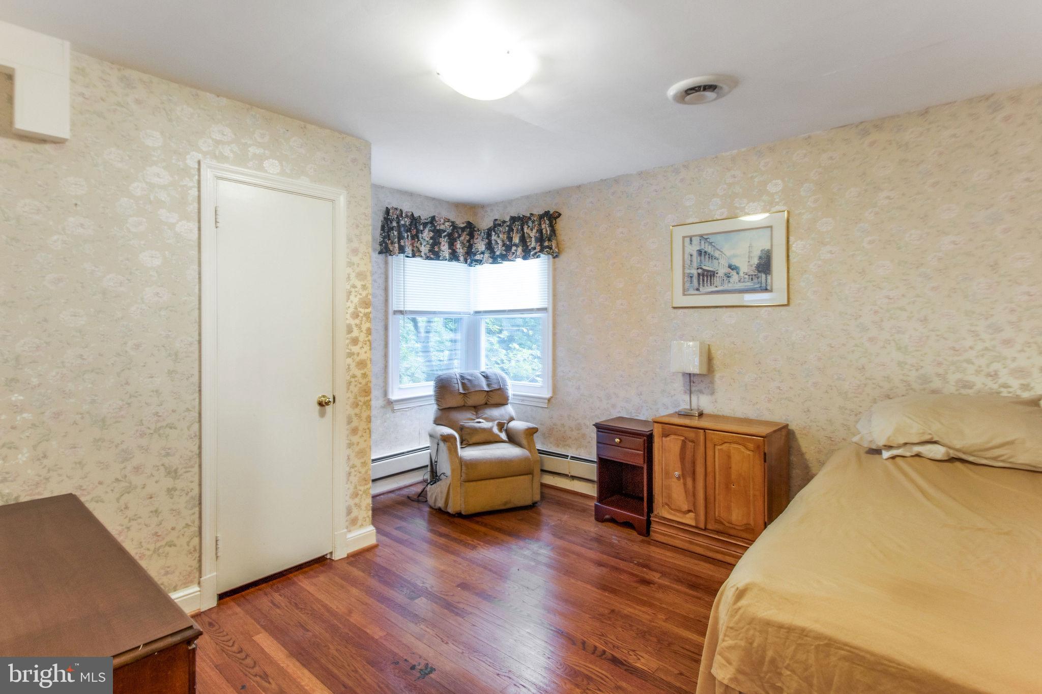 MEADOWOOD - Residential