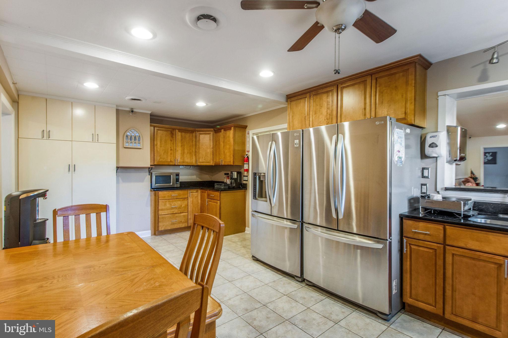 MEADOWOOD - Residential