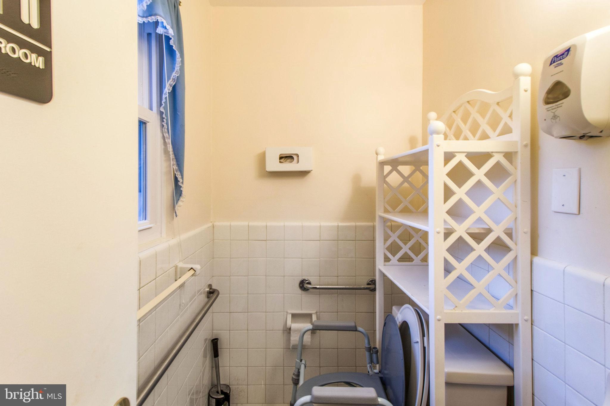 MEADOWOOD - Residential