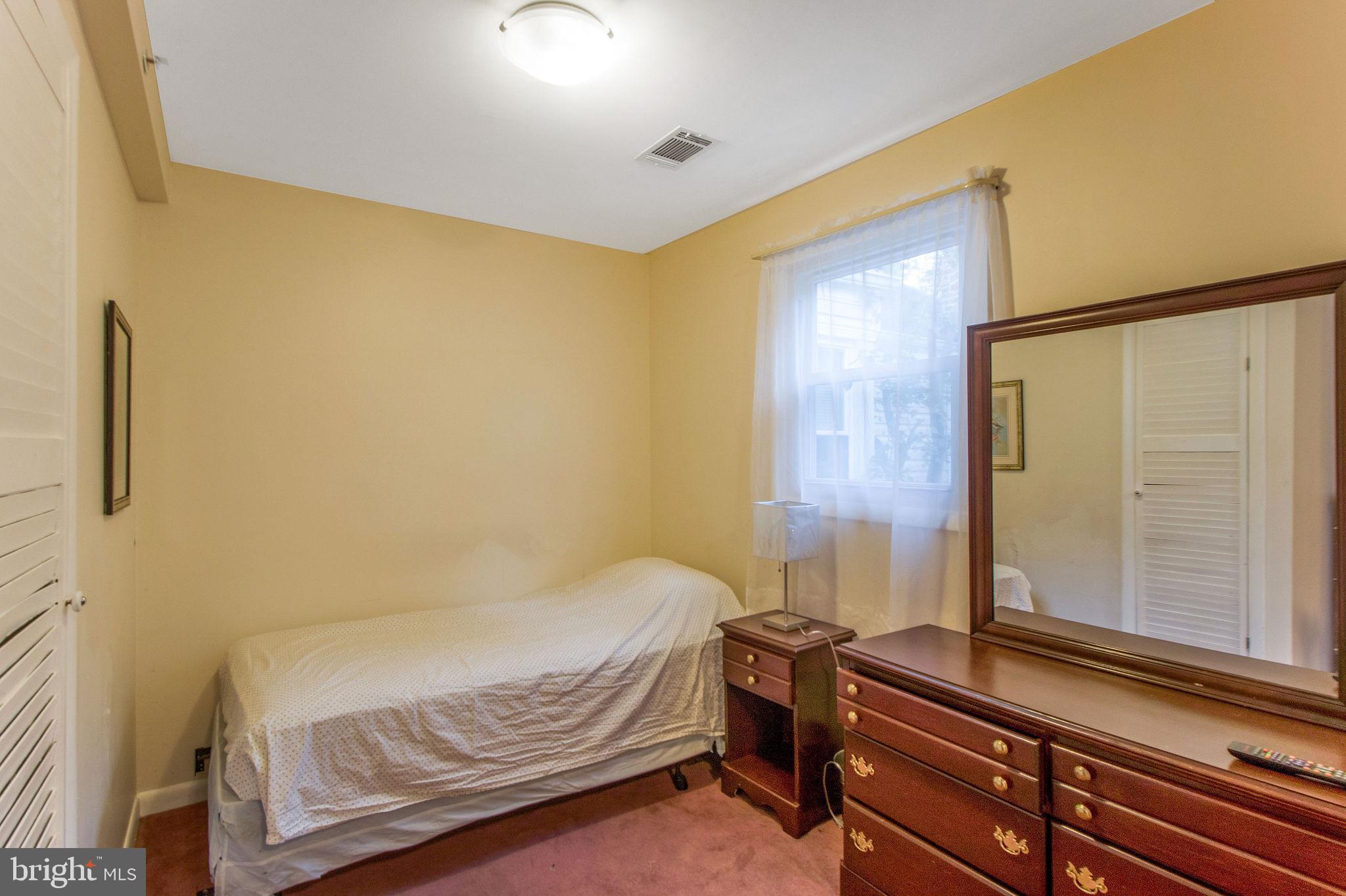 MEADOWOOD - Residential