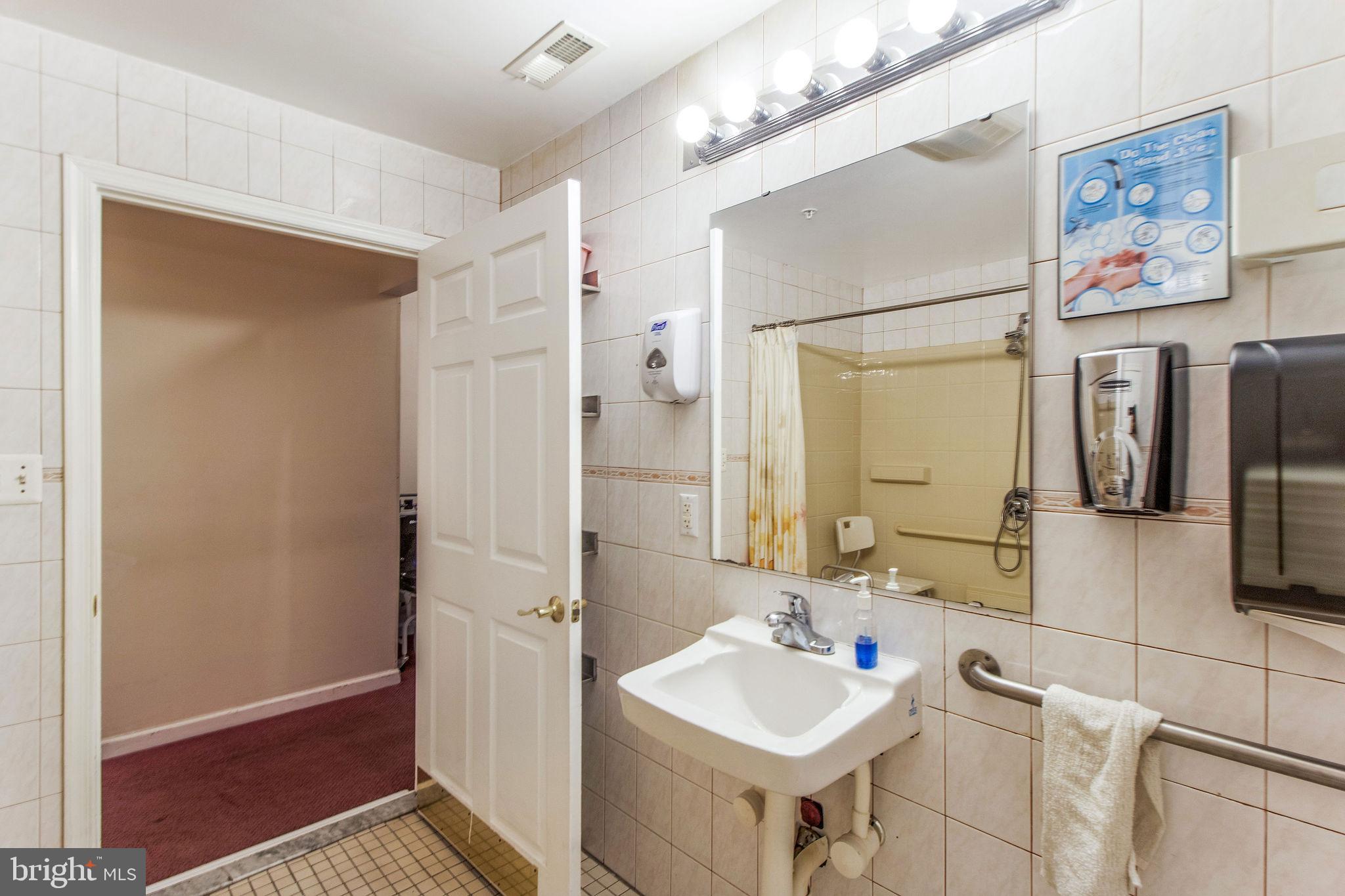 MEADOWOOD - Residential