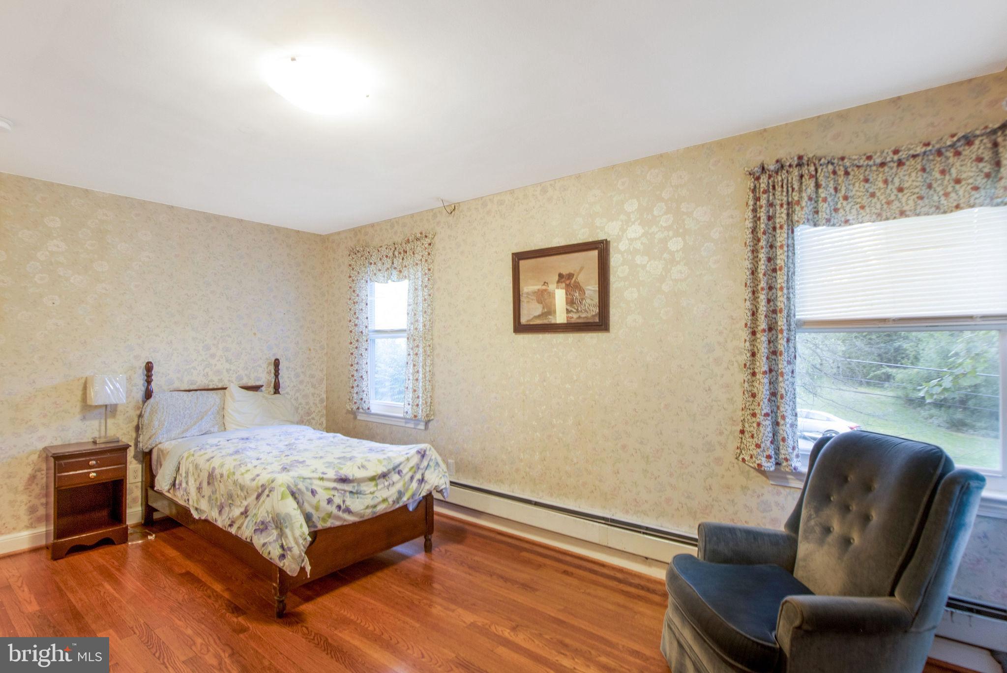 MEADOWOOD - Residential