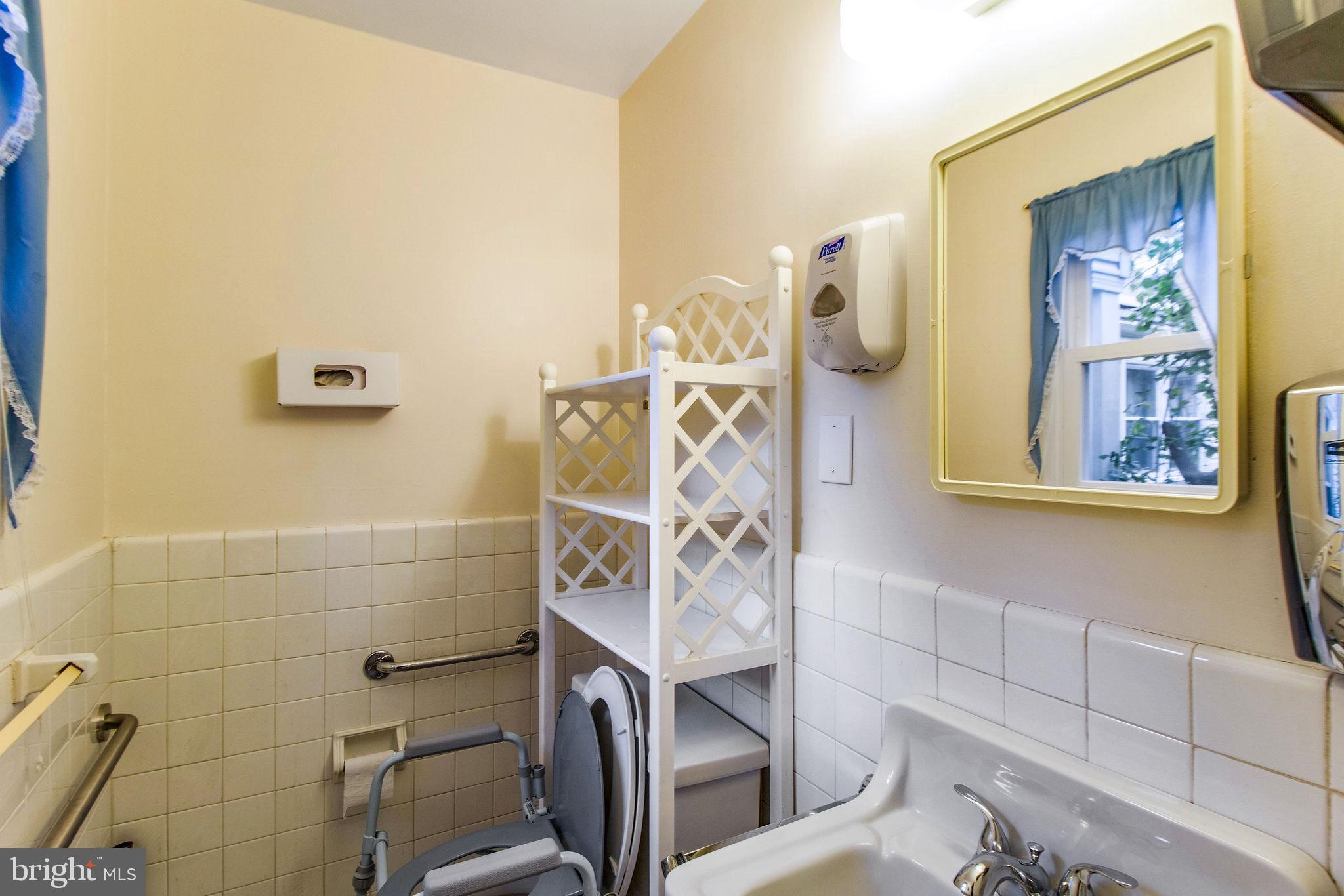 MEADOWOOD - Residential