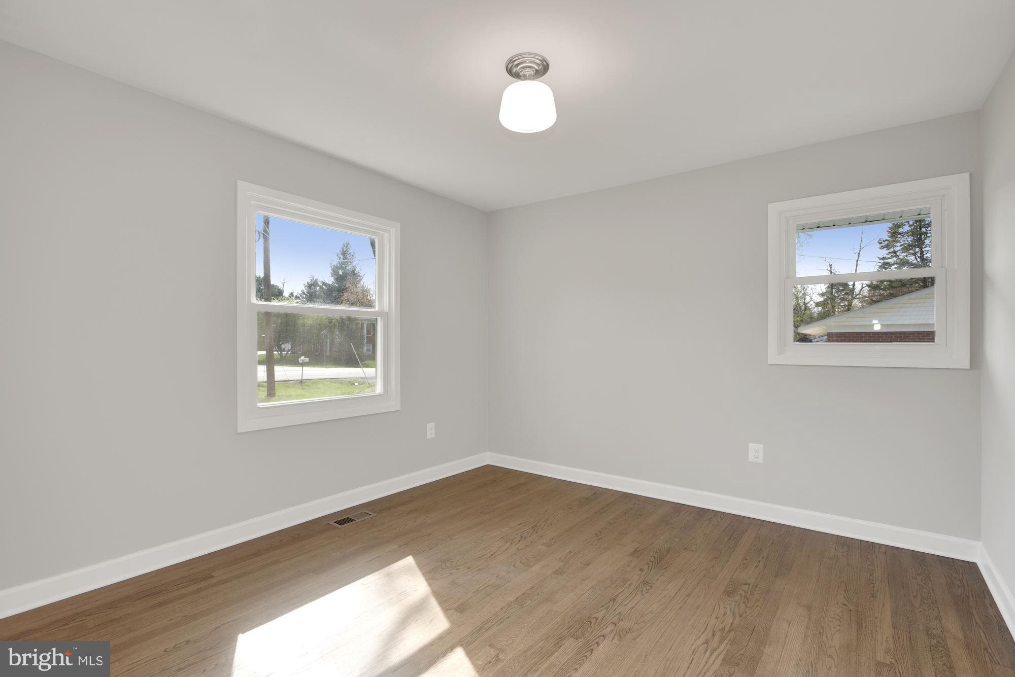 HILLWOOD ESTATES - Residential