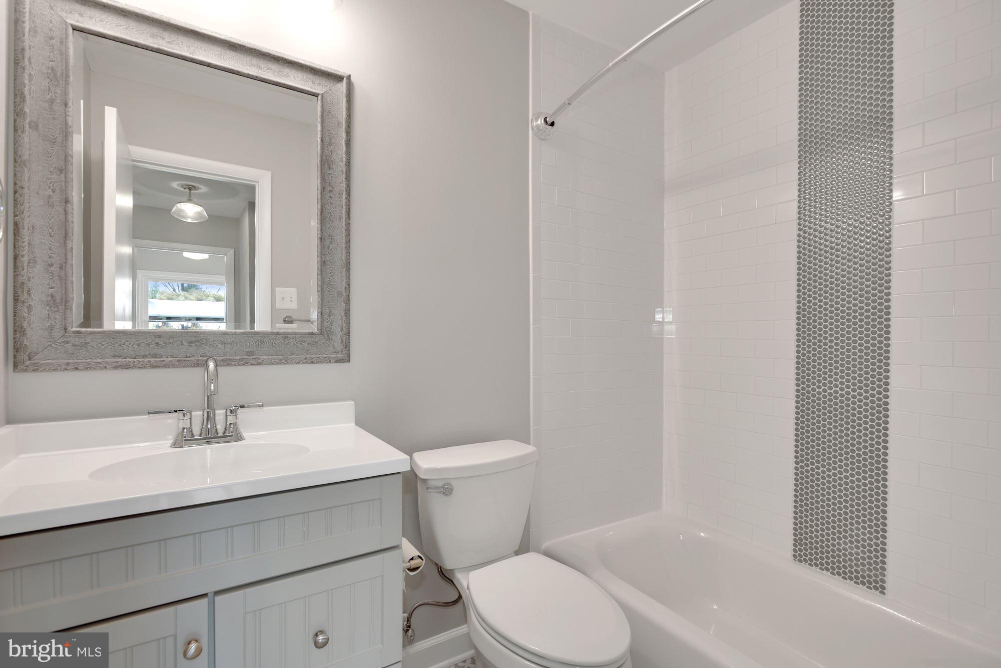 HILLWOOD ESTATES - Residential