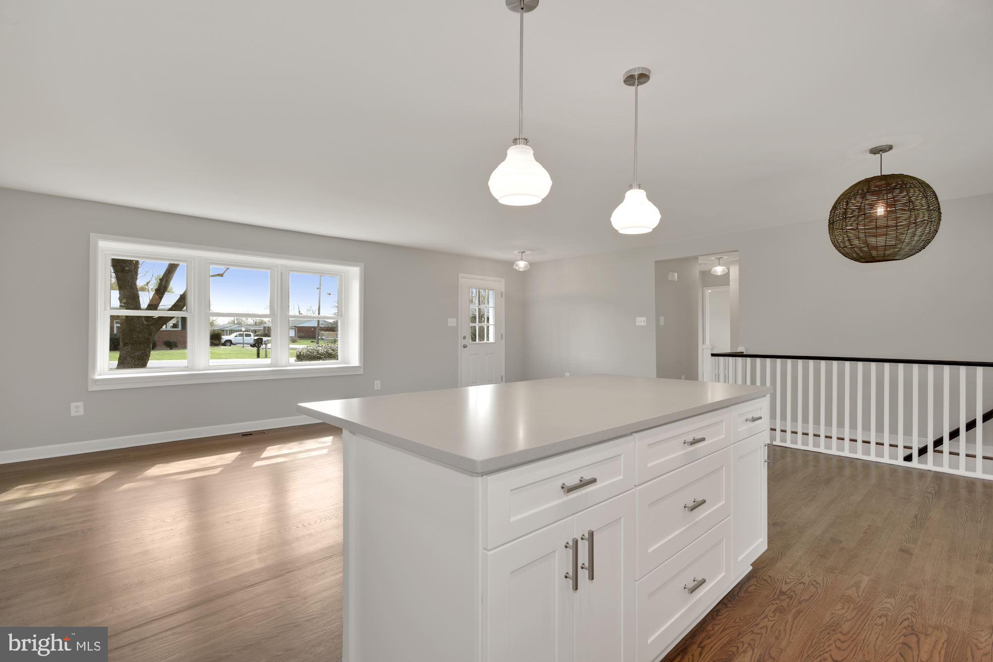 HILLWOOD ESTATES - Residential