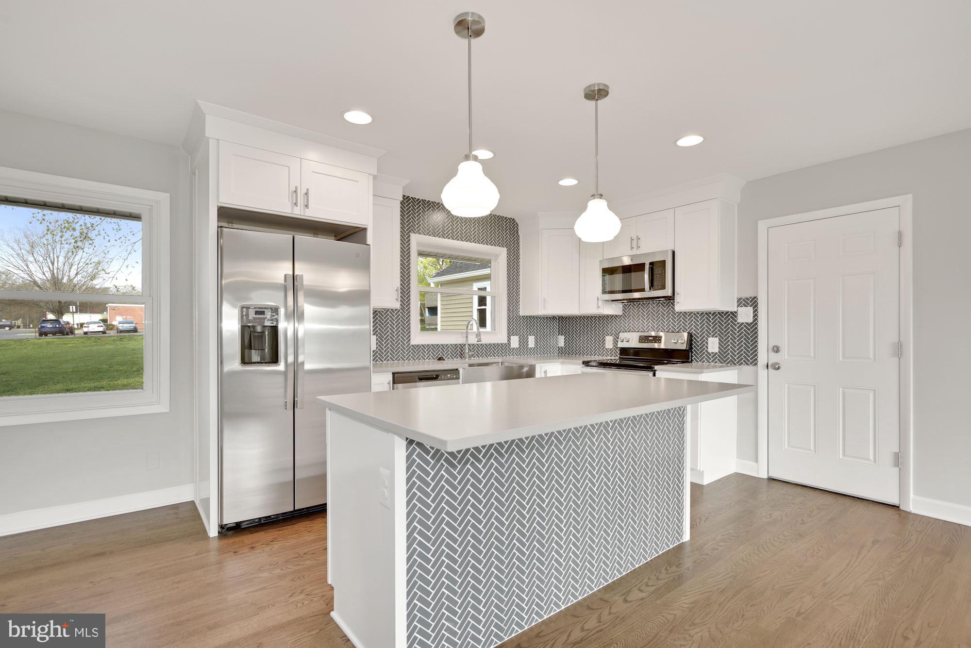 HILLWOOD ESTATES - Residential