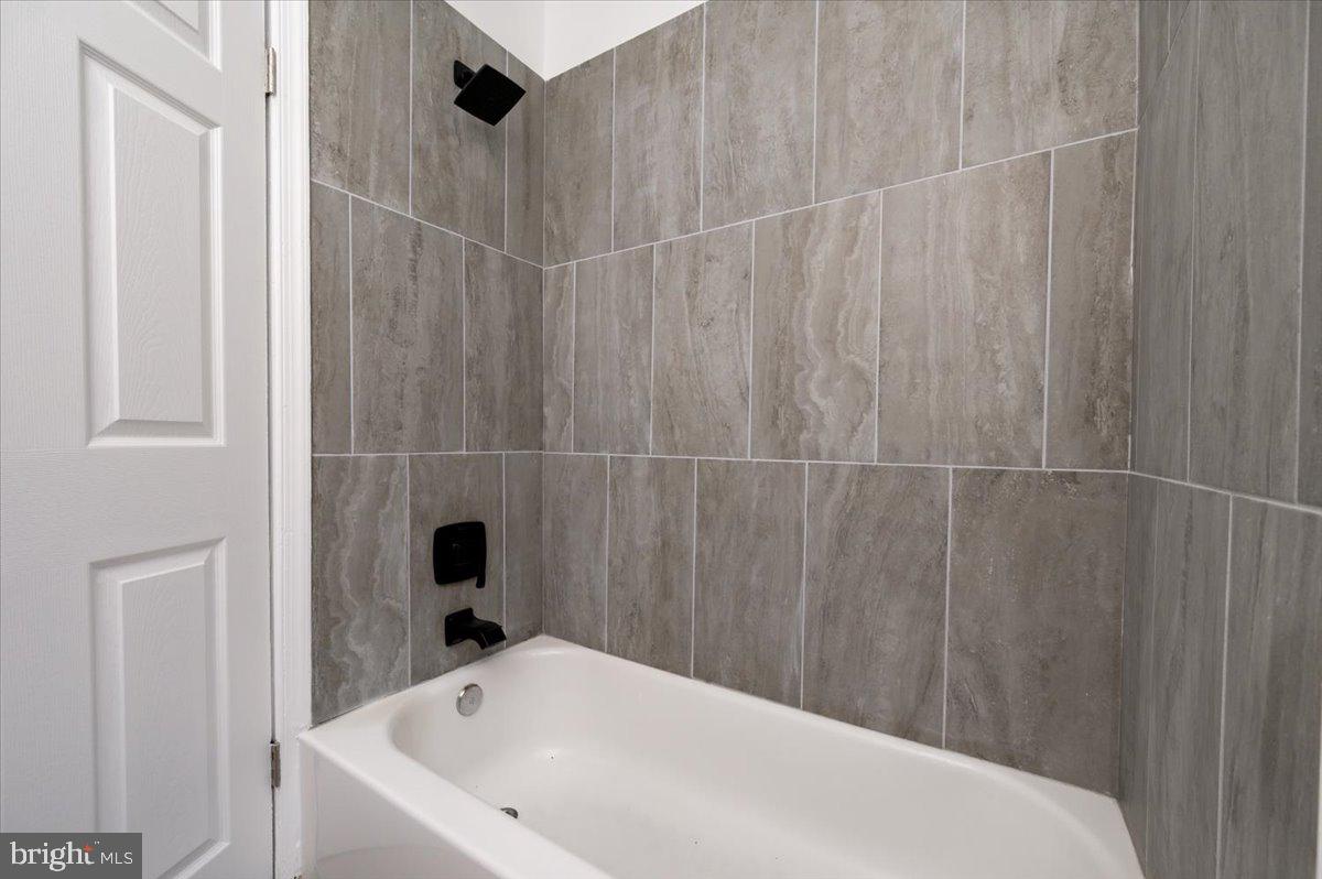 DRUID HILL PARK - Residential