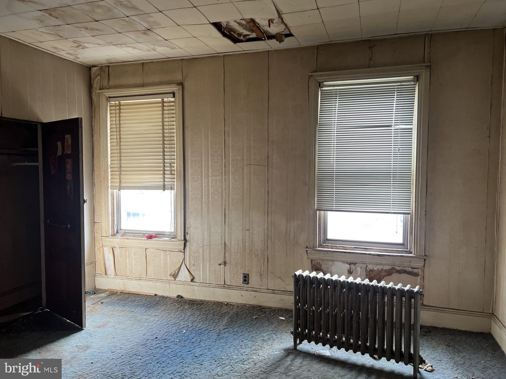 FRANKFORD - Residential