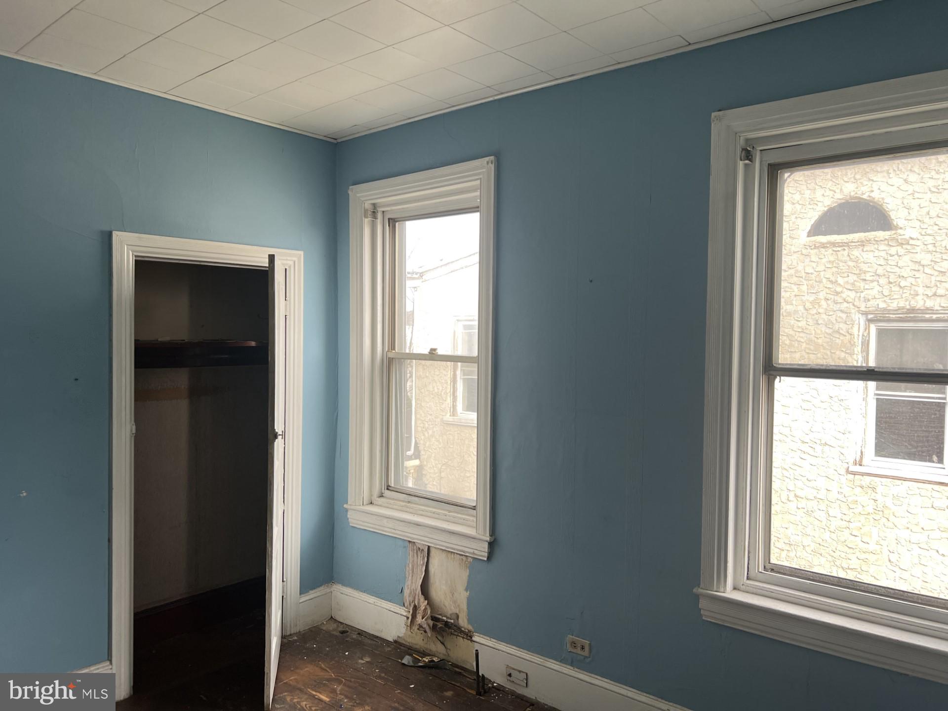 FRANKFORD - Residential