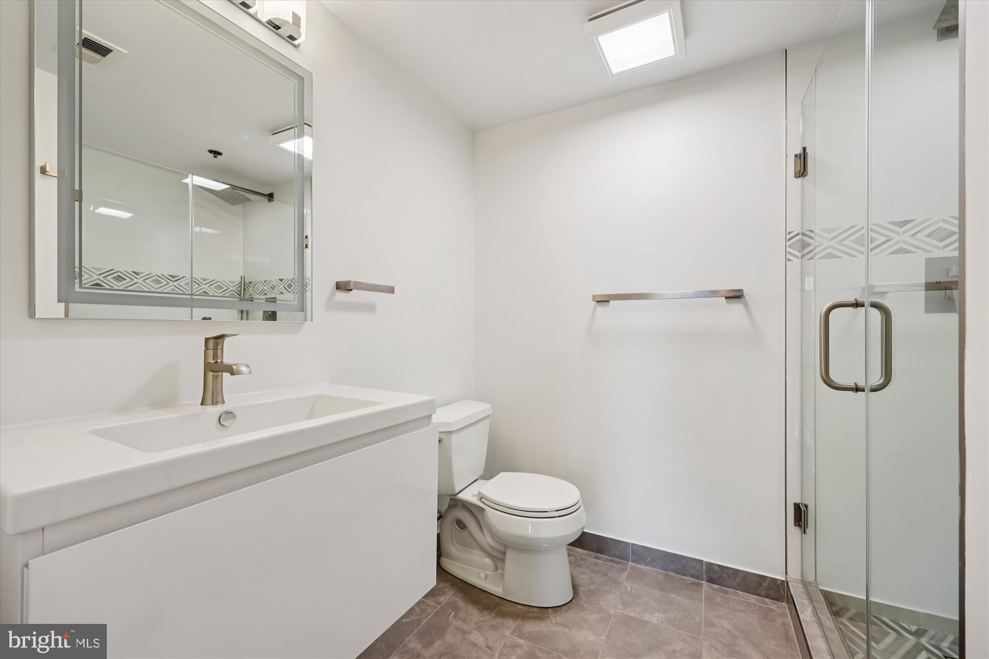 THE WISCONSIN - Residential Lease