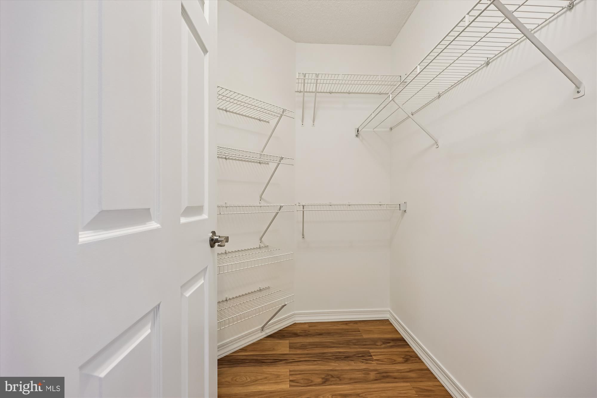 THE WISCONSIN - Residential Lease