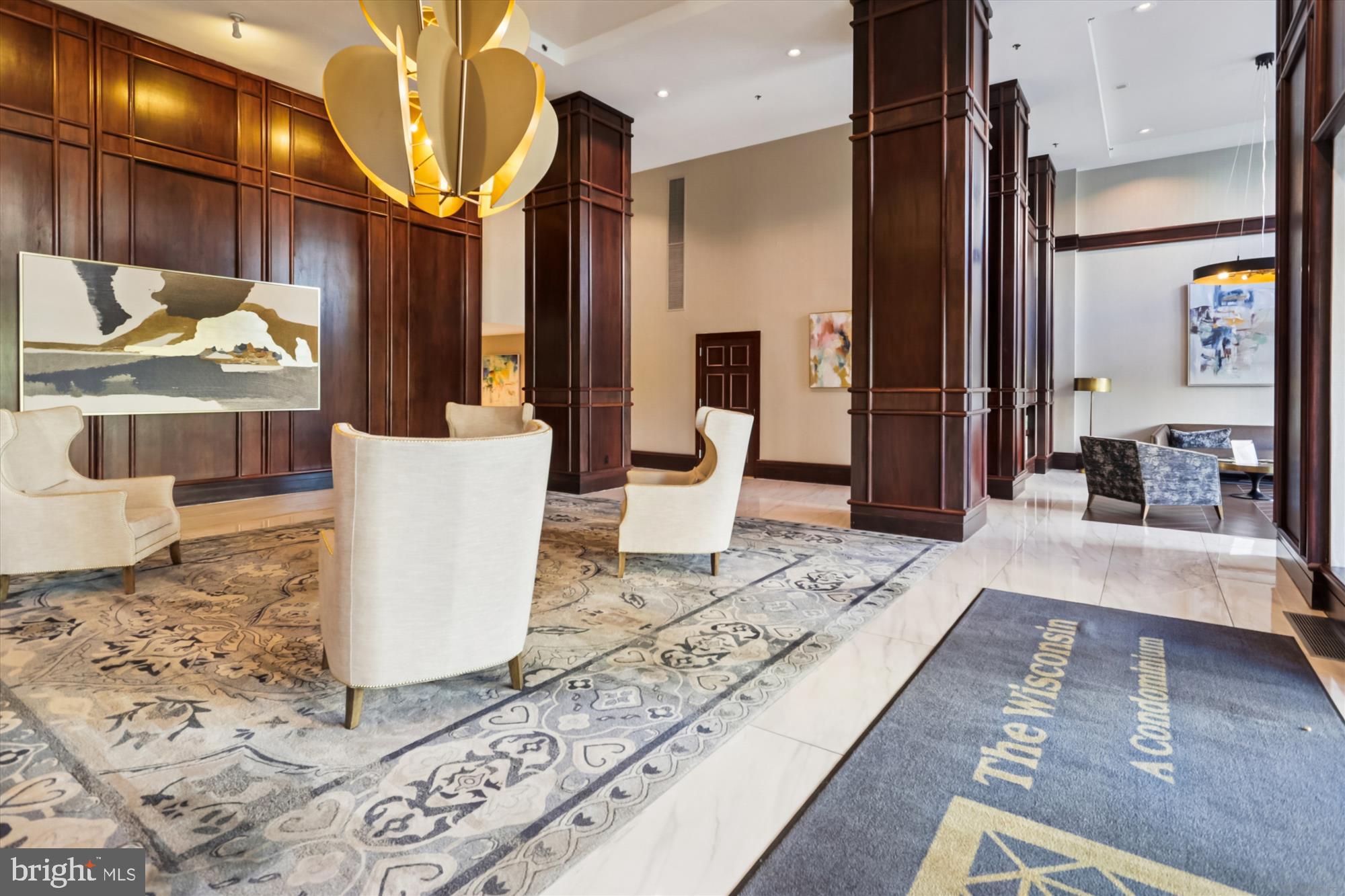 THE WISCONSIN - Residential Lease