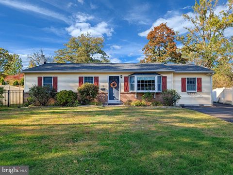 9 MAPLE LANE DOYLESTOWN PA 18901