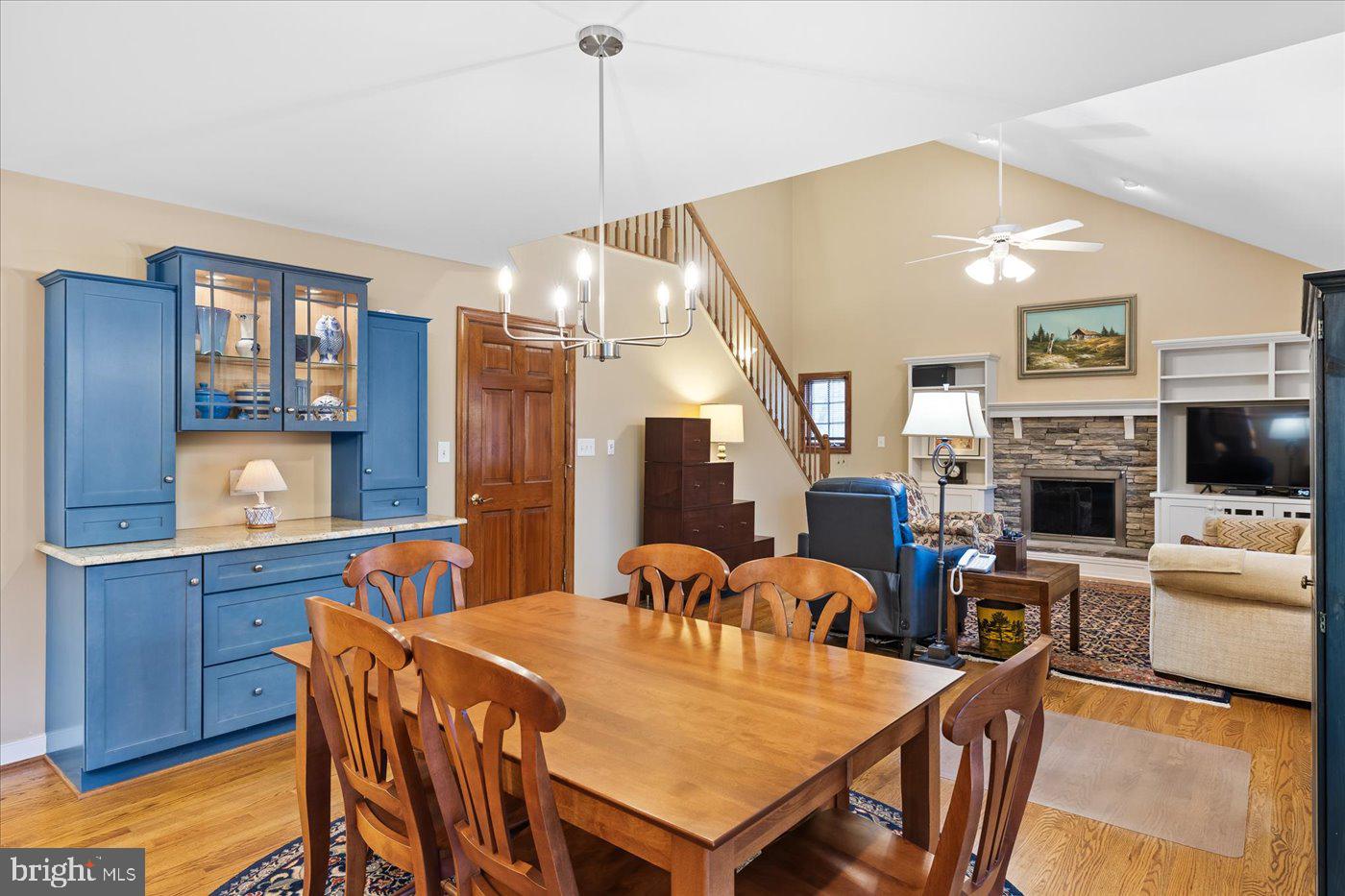 COLLEGE TERRACE - Residential