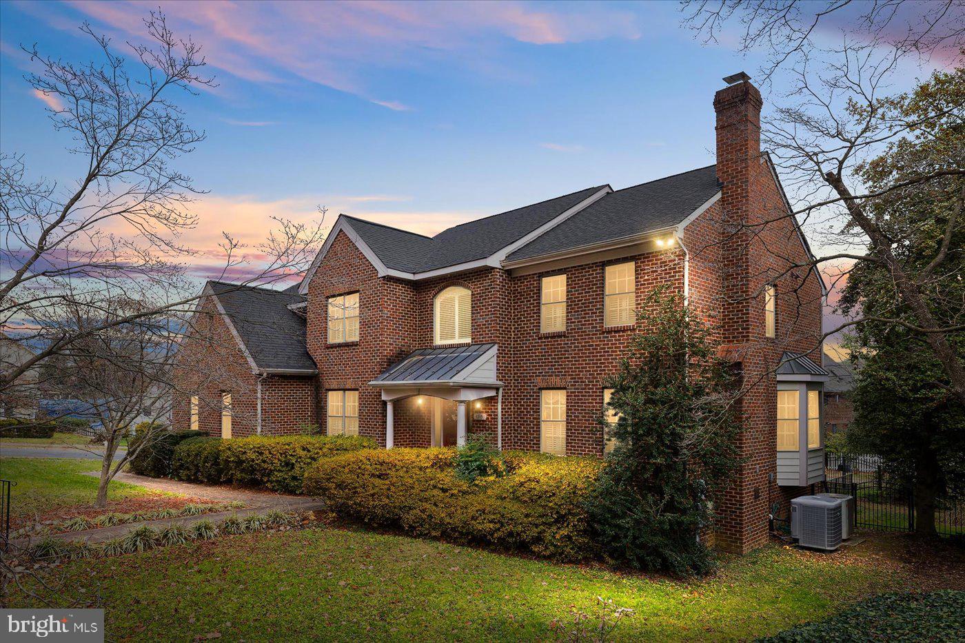 COLLEGE TERRACE - Residential