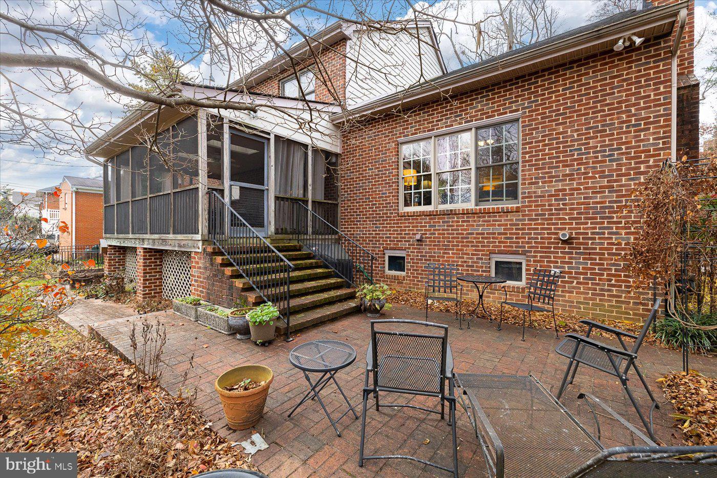 COLLEGE TERRACE - Residential