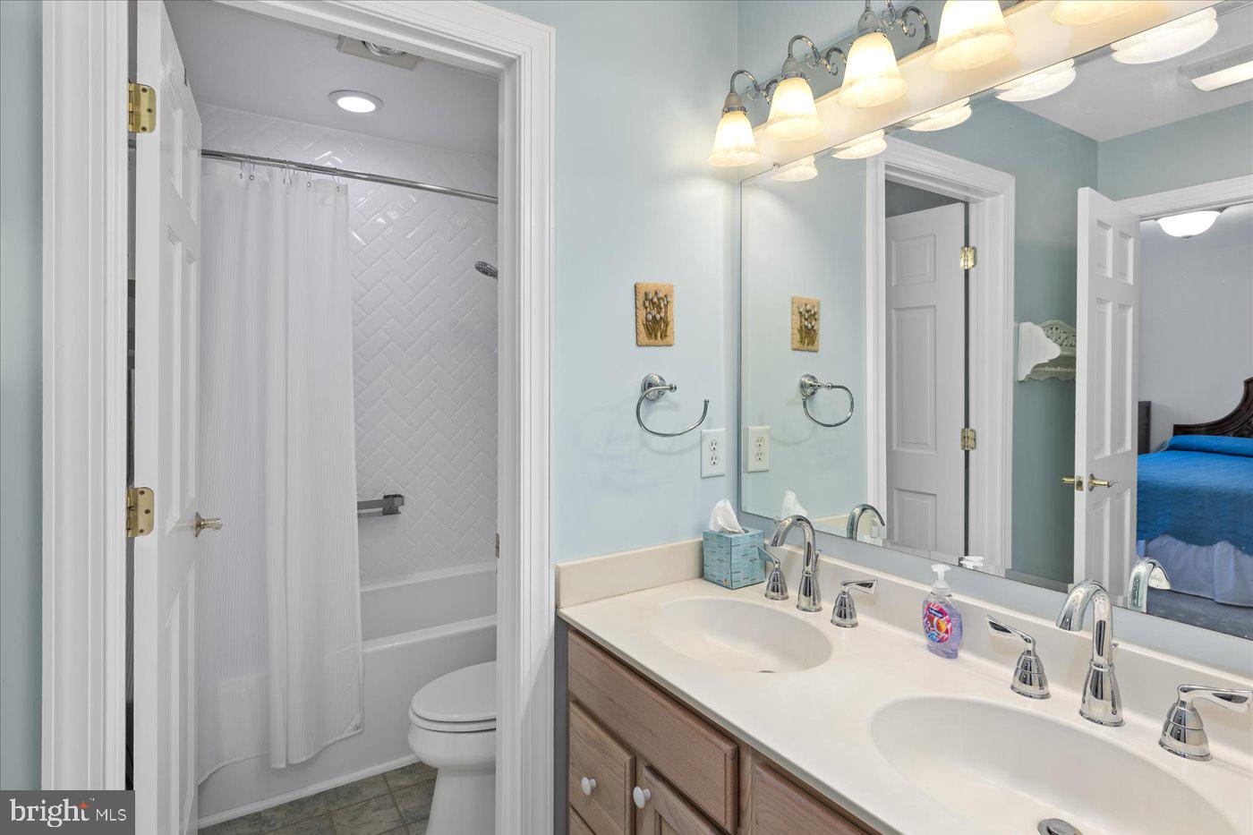 COLLEGE TERRACE - Residential