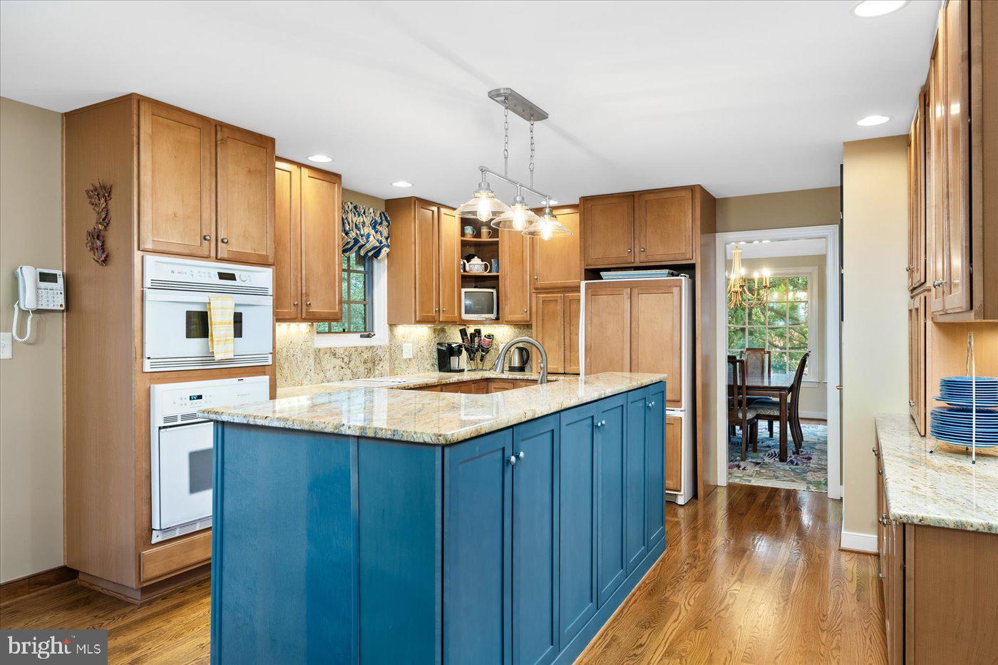 COLLEGE TERRACE - Residential