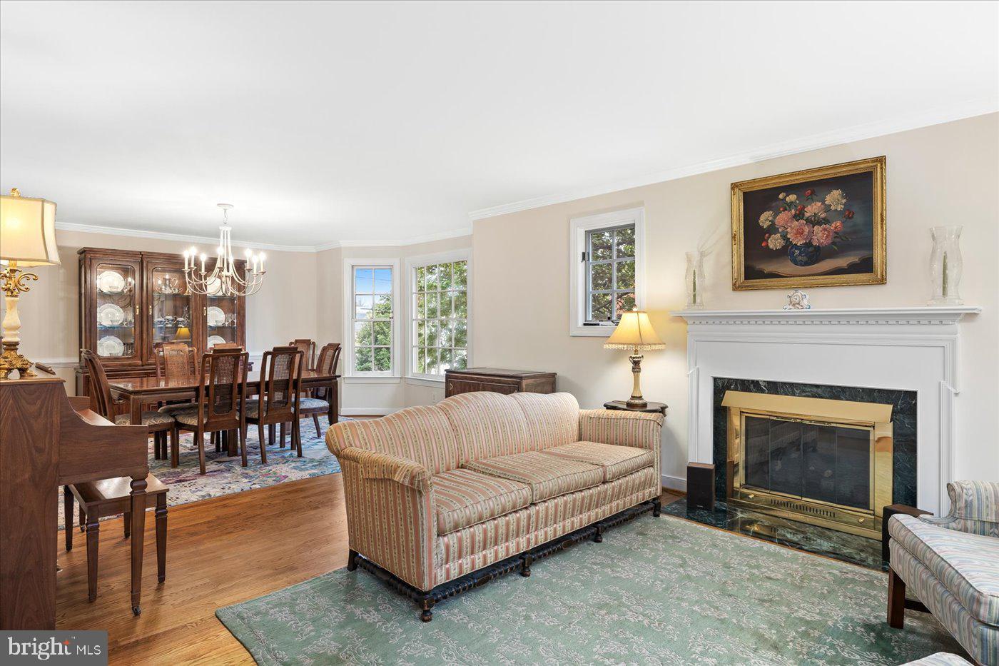 COLLEGE TERRACE - Residential