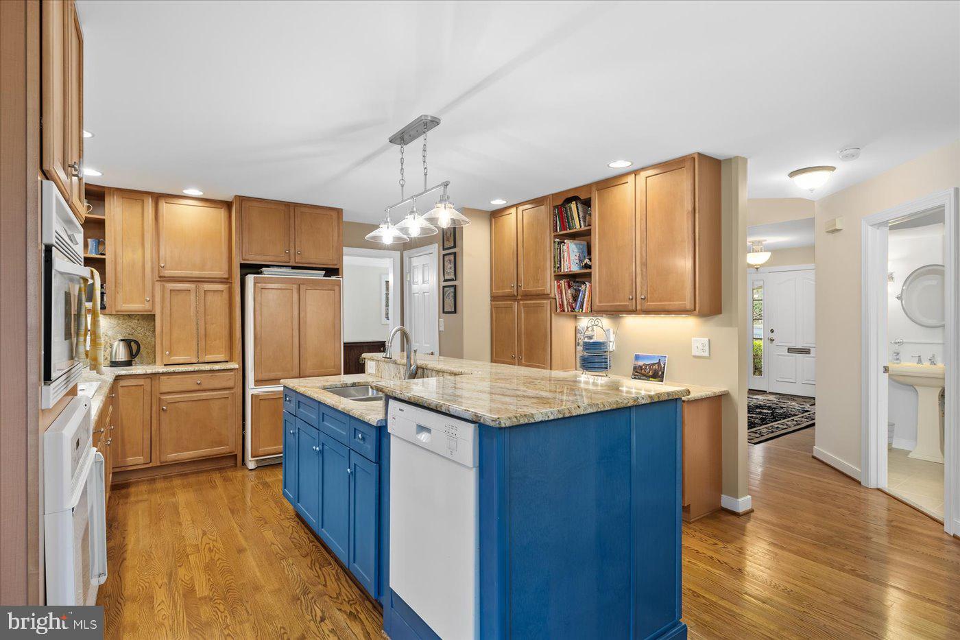 COLLEGE TERRACE - Residential