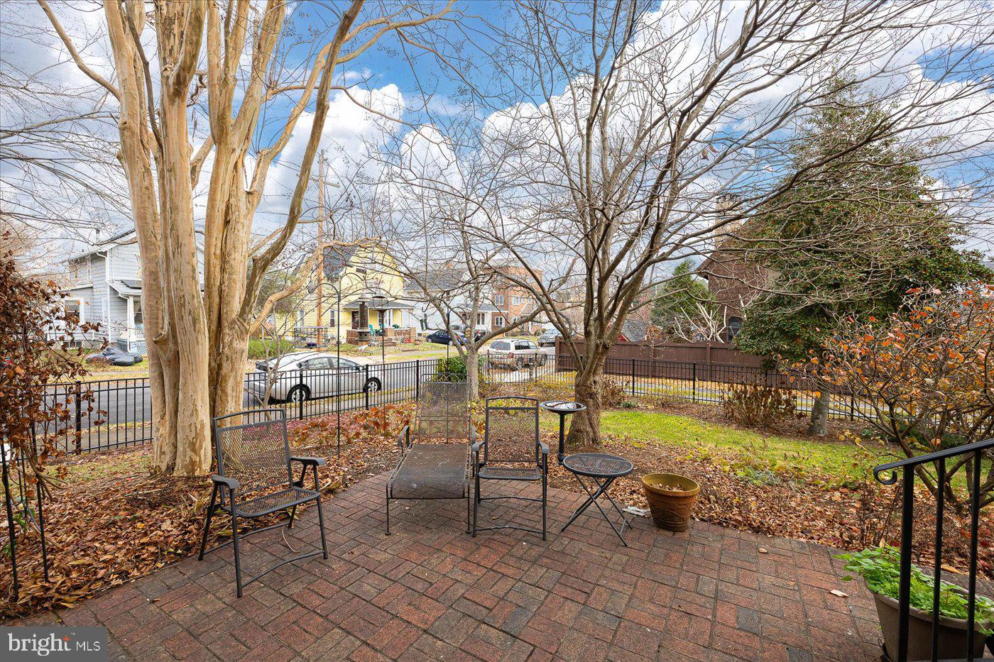 COLLEGE TERRACE - Residential