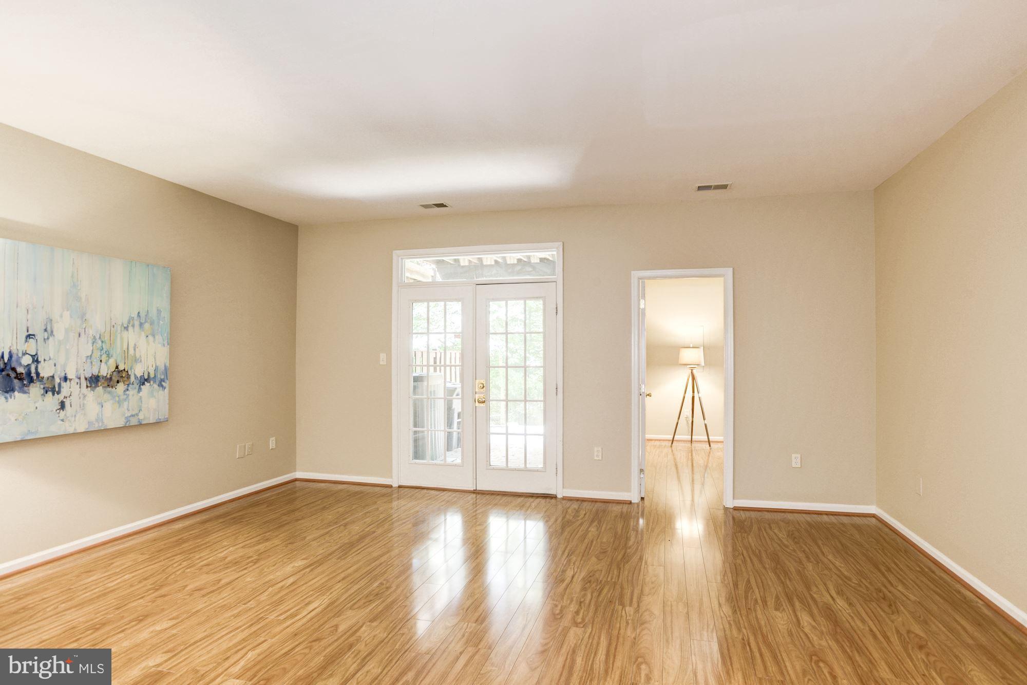 KINGSTOWNE - Residential