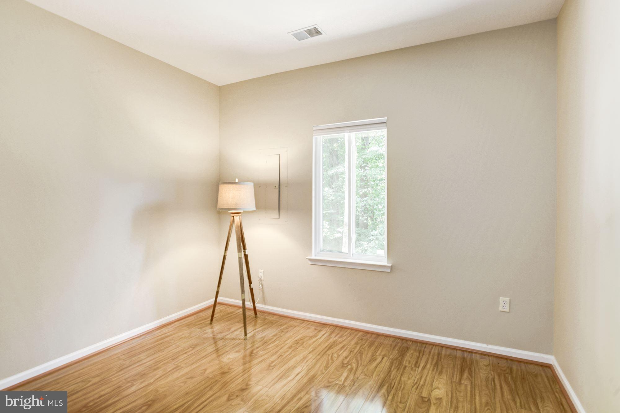 KINGSTOWNE - Residential