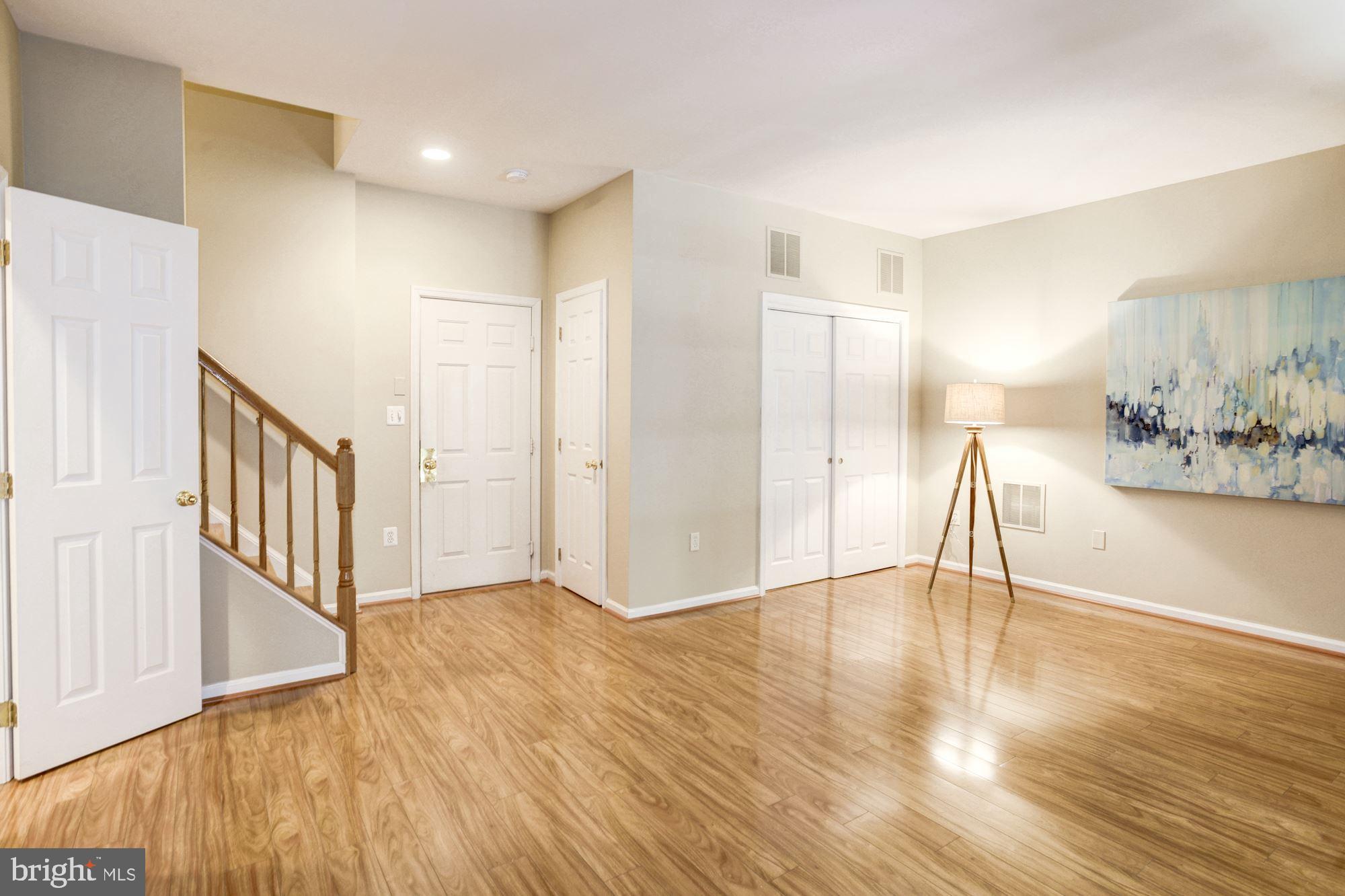 KINGSTOWNE - Residential