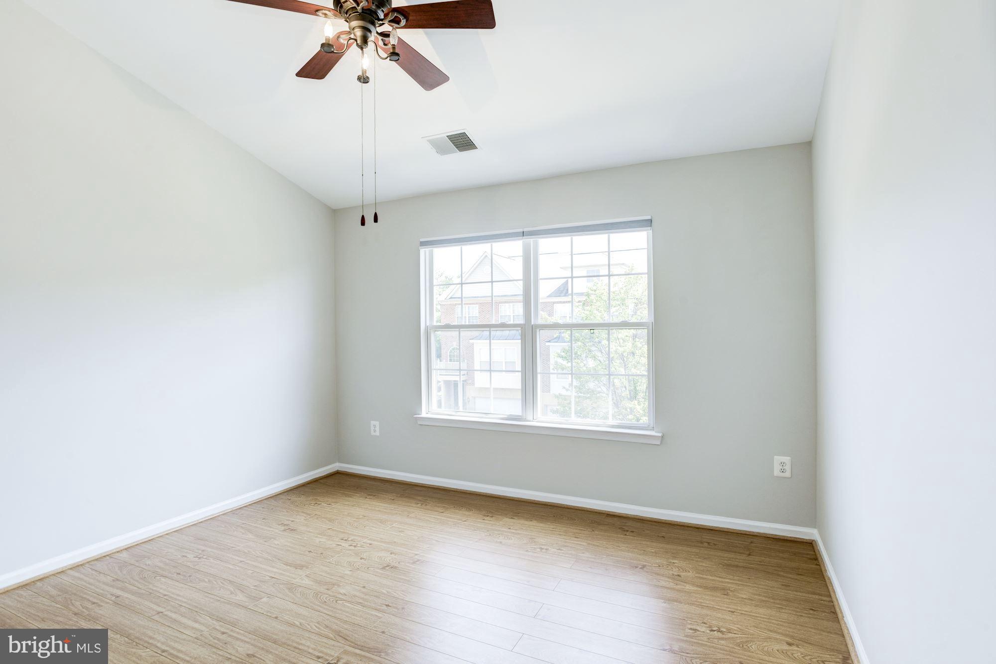 KINGSTOWNE - Residential