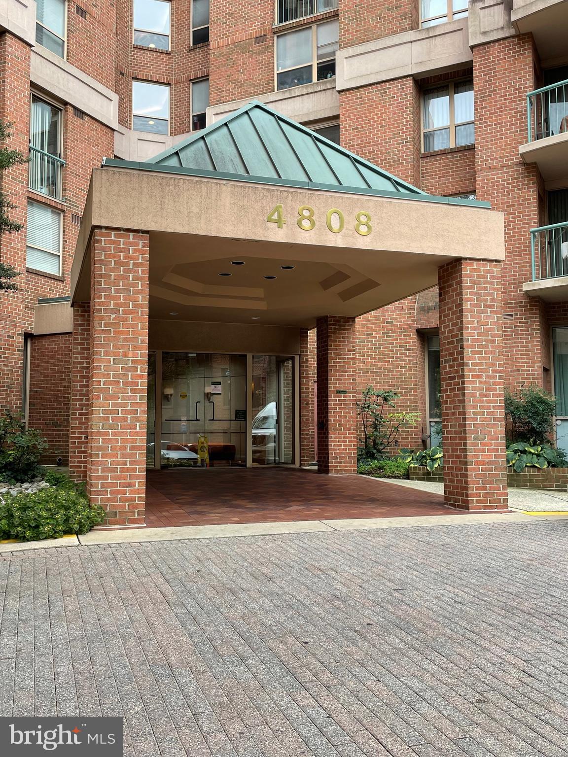 DOWNTOWN BETHESDA - Residential