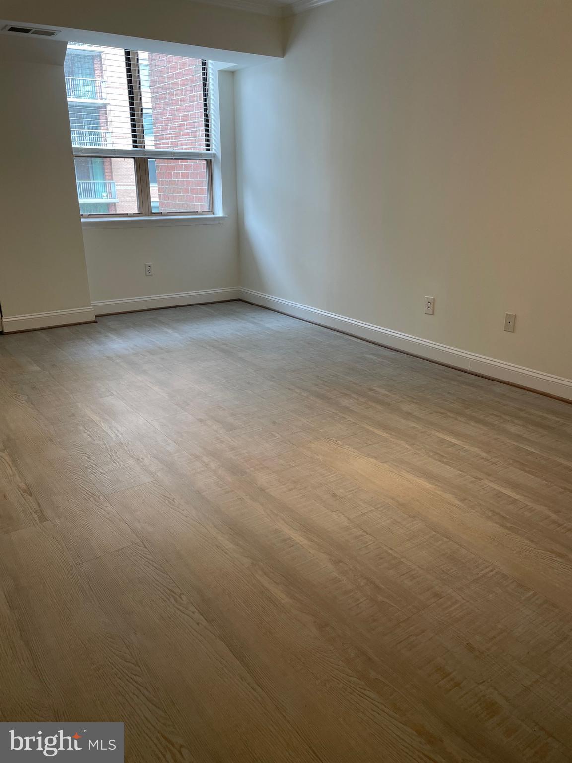 DOWNTOWN BETHESDA - Residential