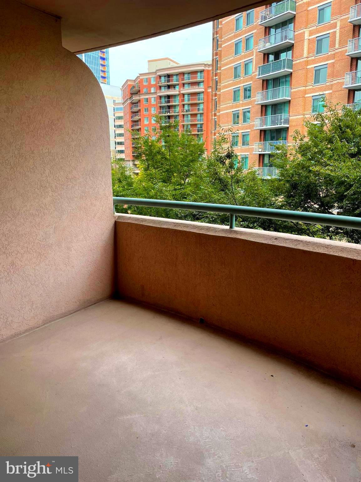 DOWNTOWN BETHESDA - Residential