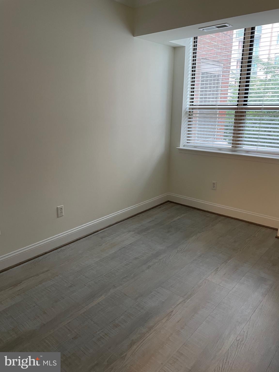 DOWNTOWN BETHESDA - Residential