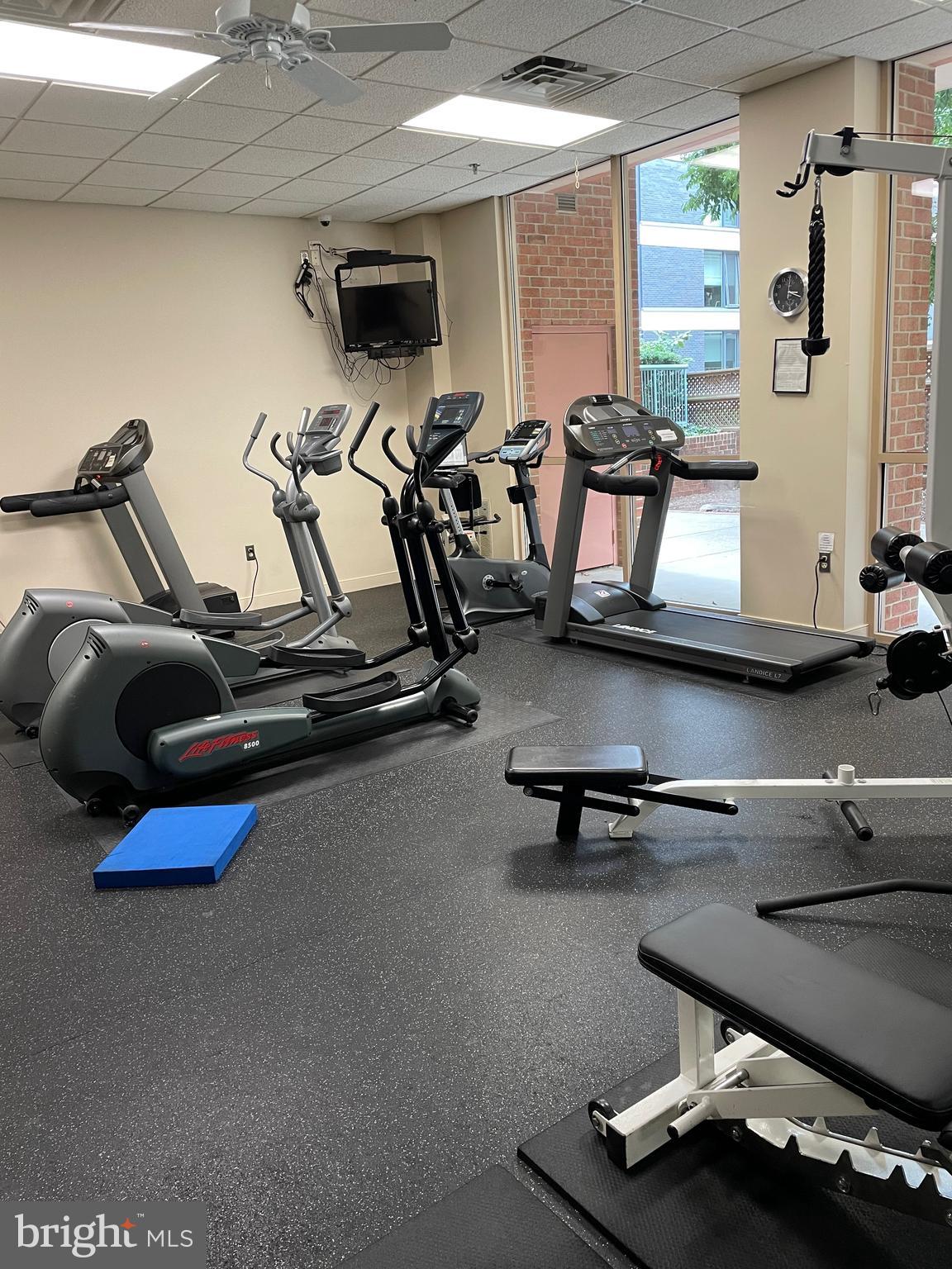 DOWNTOWN BETHESDA - Residential