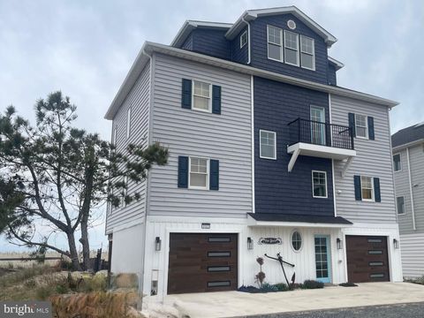 Photo of 402 S Bay Front Road, MILTON, DE 19968 (MLS # DESU2111404)
