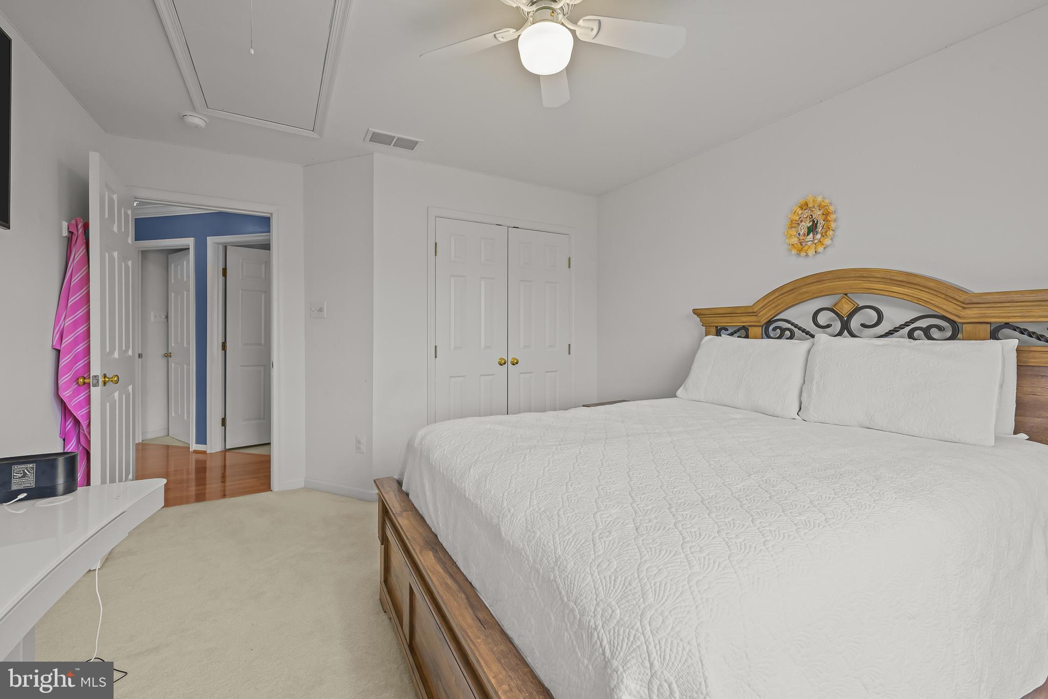 DOVE RUN - Residential