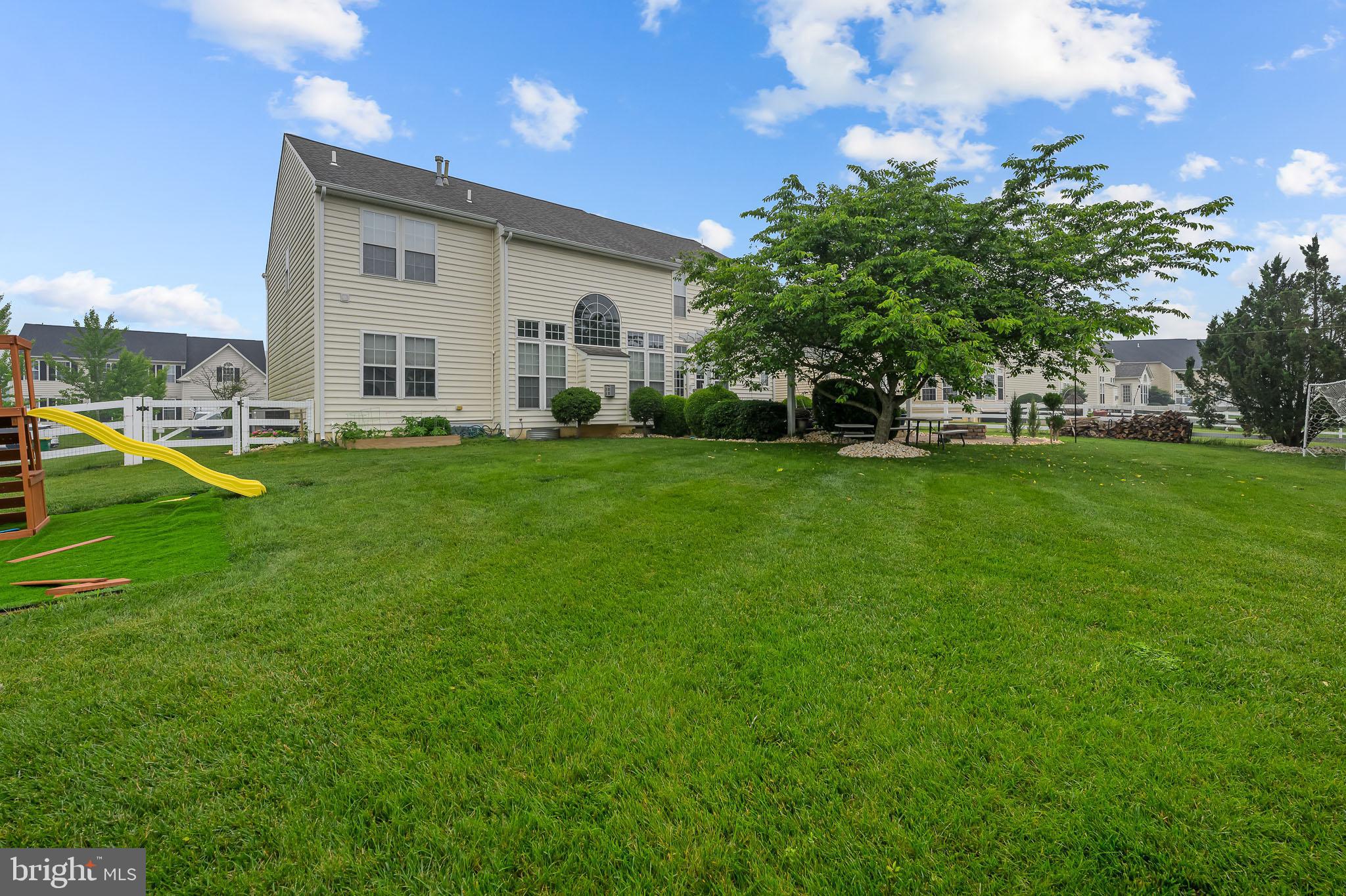 734 WOOD DUCK COURT