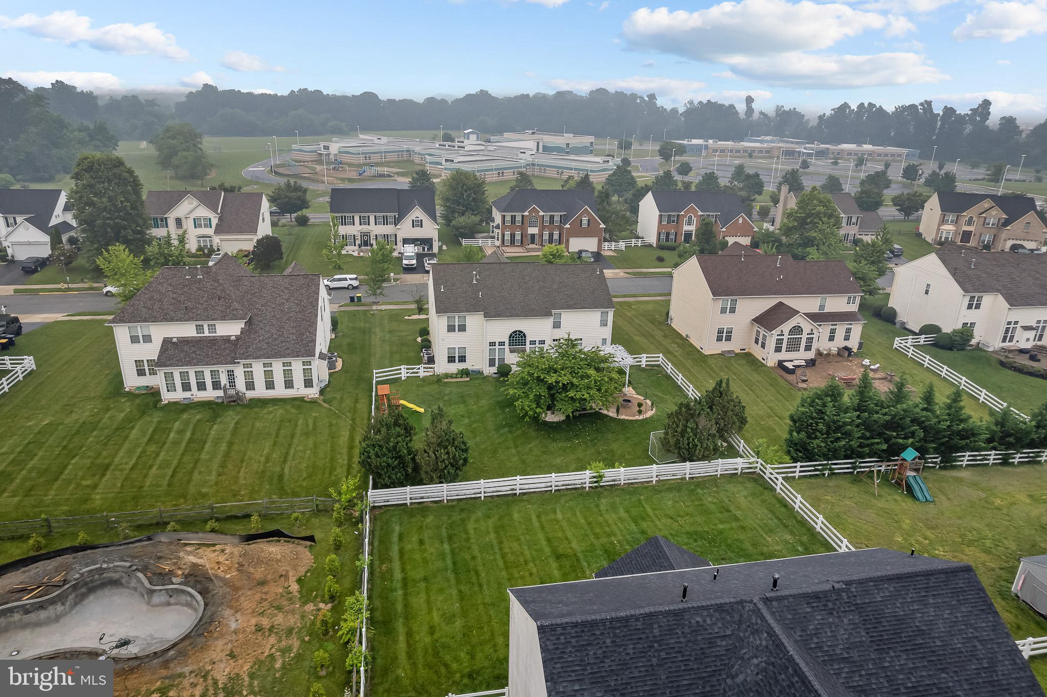 DOVE RUN - Residential