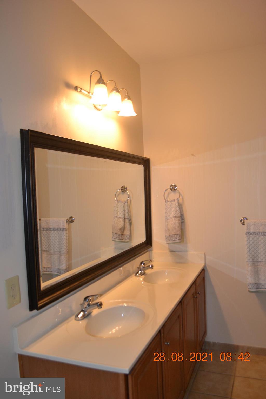 EDELEN STATION CONDOMINIUMS - Residential