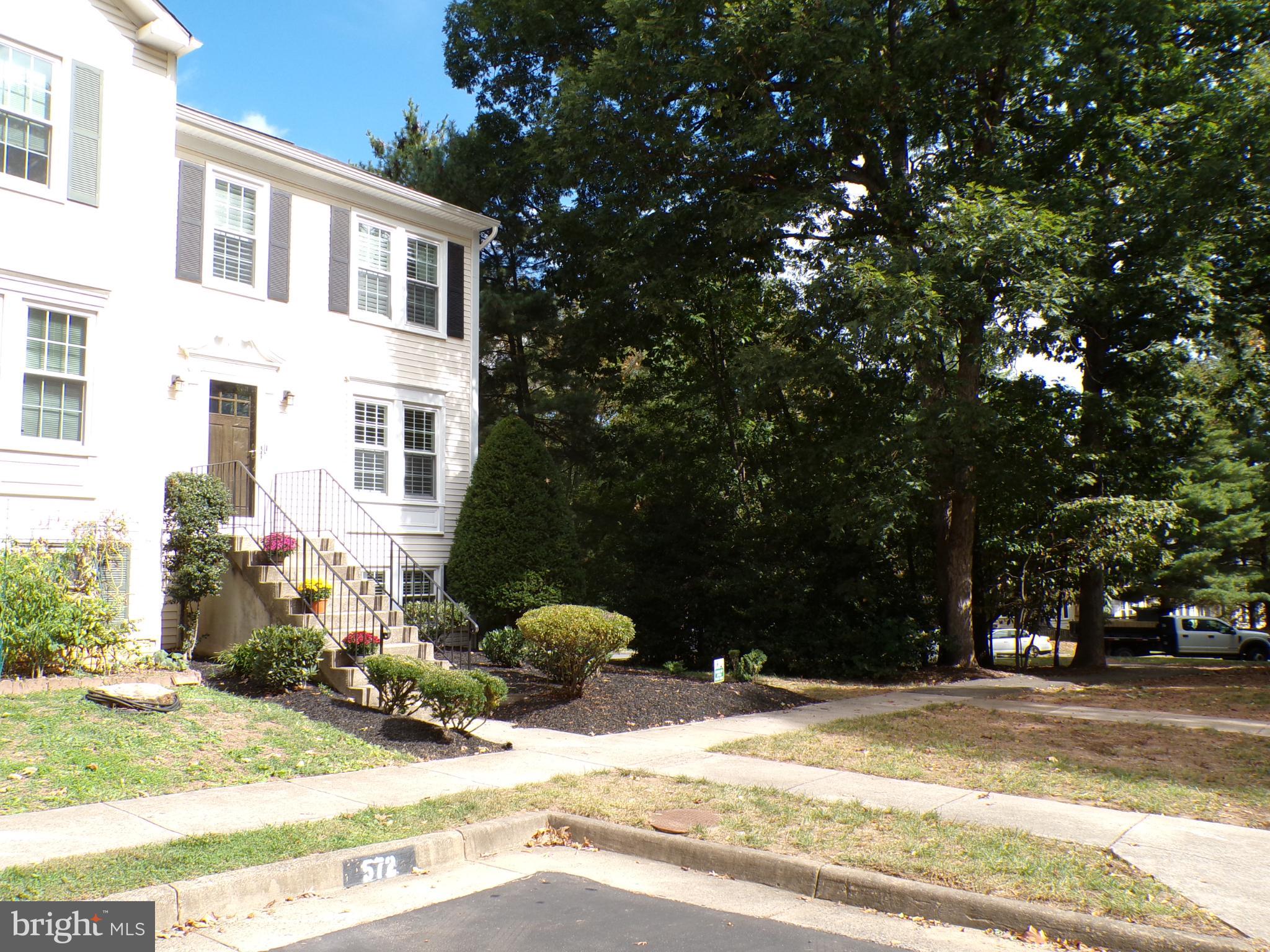 6050 CLAY SPUR COURT