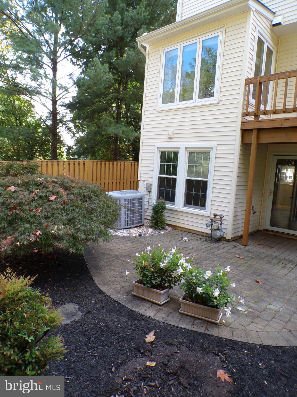 6050 CLAY SPUR COURT